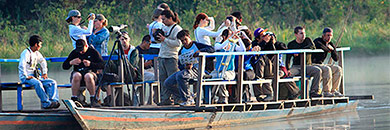 sandoval-lake-lodge-amazon-peru2 small boat amazon river cruises