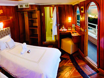 Amazon luxury cruise