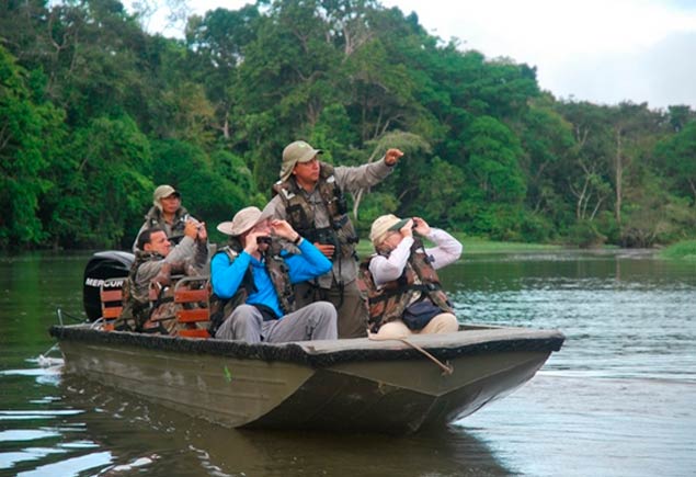 Acacia Amazon Cruise Experiences